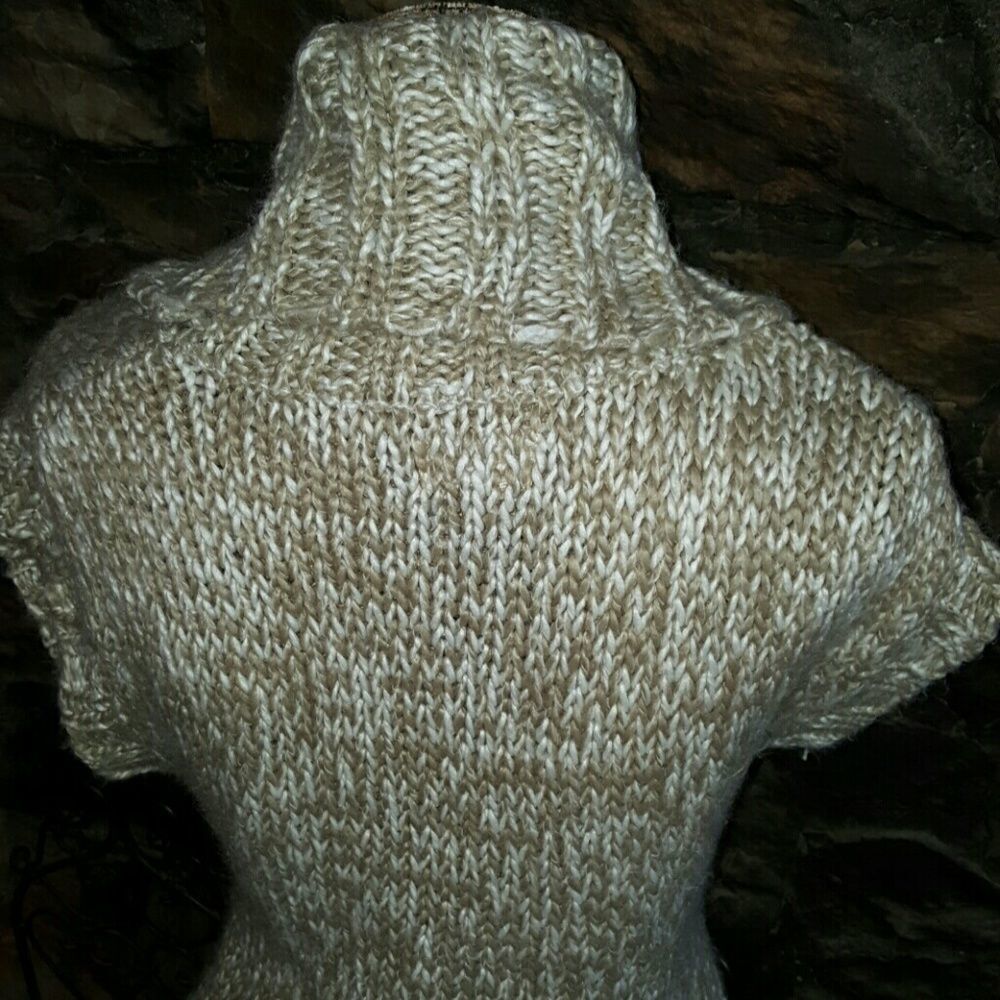 MUDD Sweater‎ - Picture 4 of 5